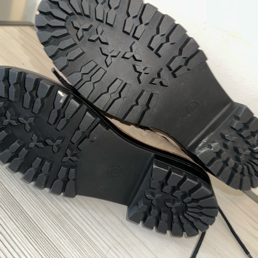 New Women,s Boot high quality - Picture 3 of 3
